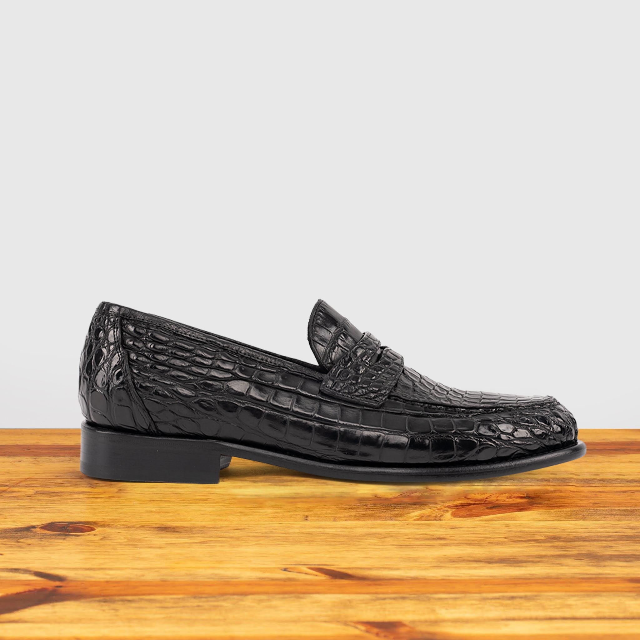 Izano Calzoleria Toscana Dip-Dyed Men's Nile Crocodile Dress Loafer Black Exotic Skins