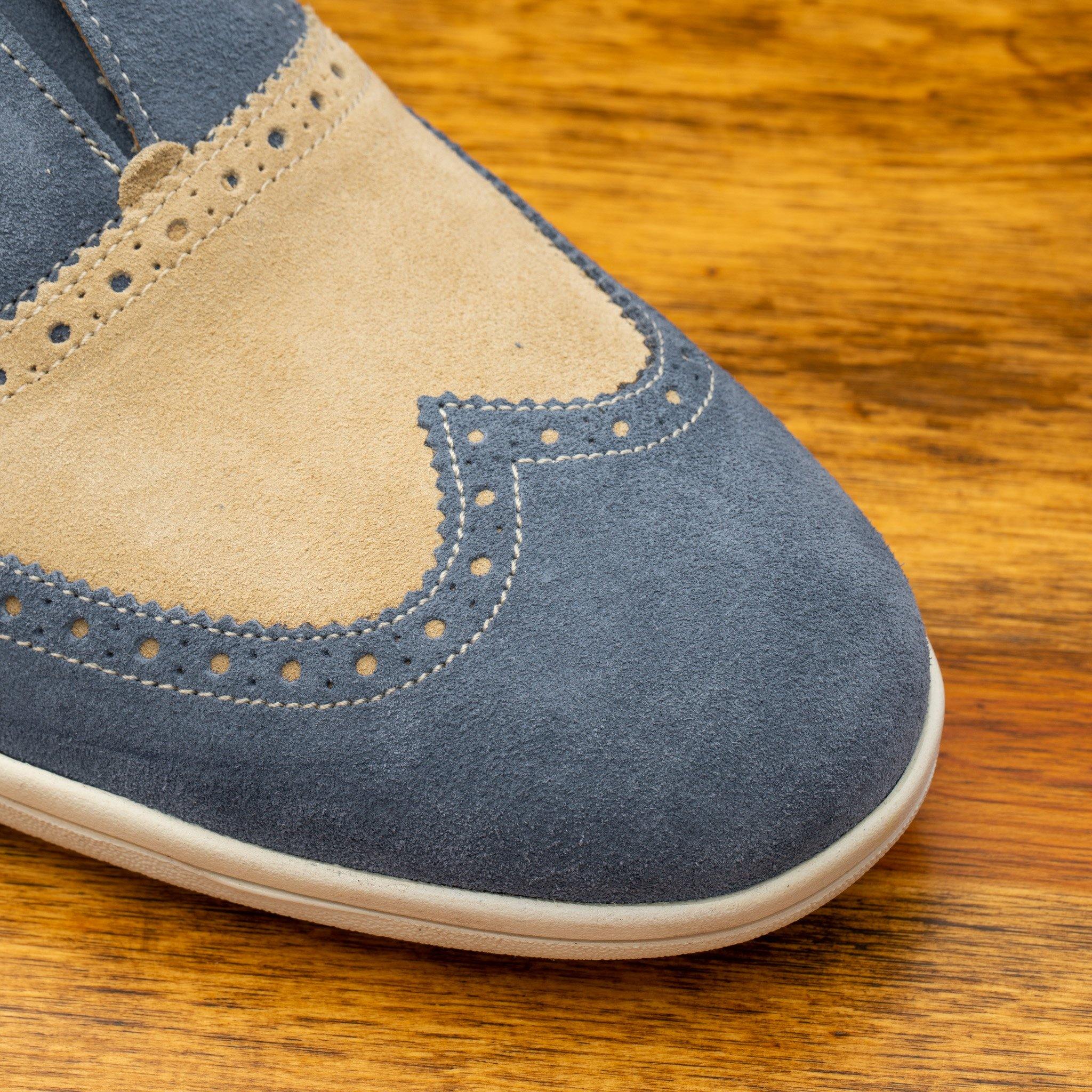 Up close picture of the wingtip detail on the toe of 4445 Calzoleria Toscana Suede Slip-On