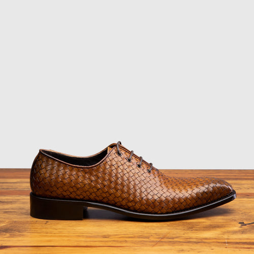 Chestnut / 40 EU - 7 US / Lace Ups
