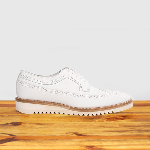 White / 40 EU - 7 US / Lace Ups