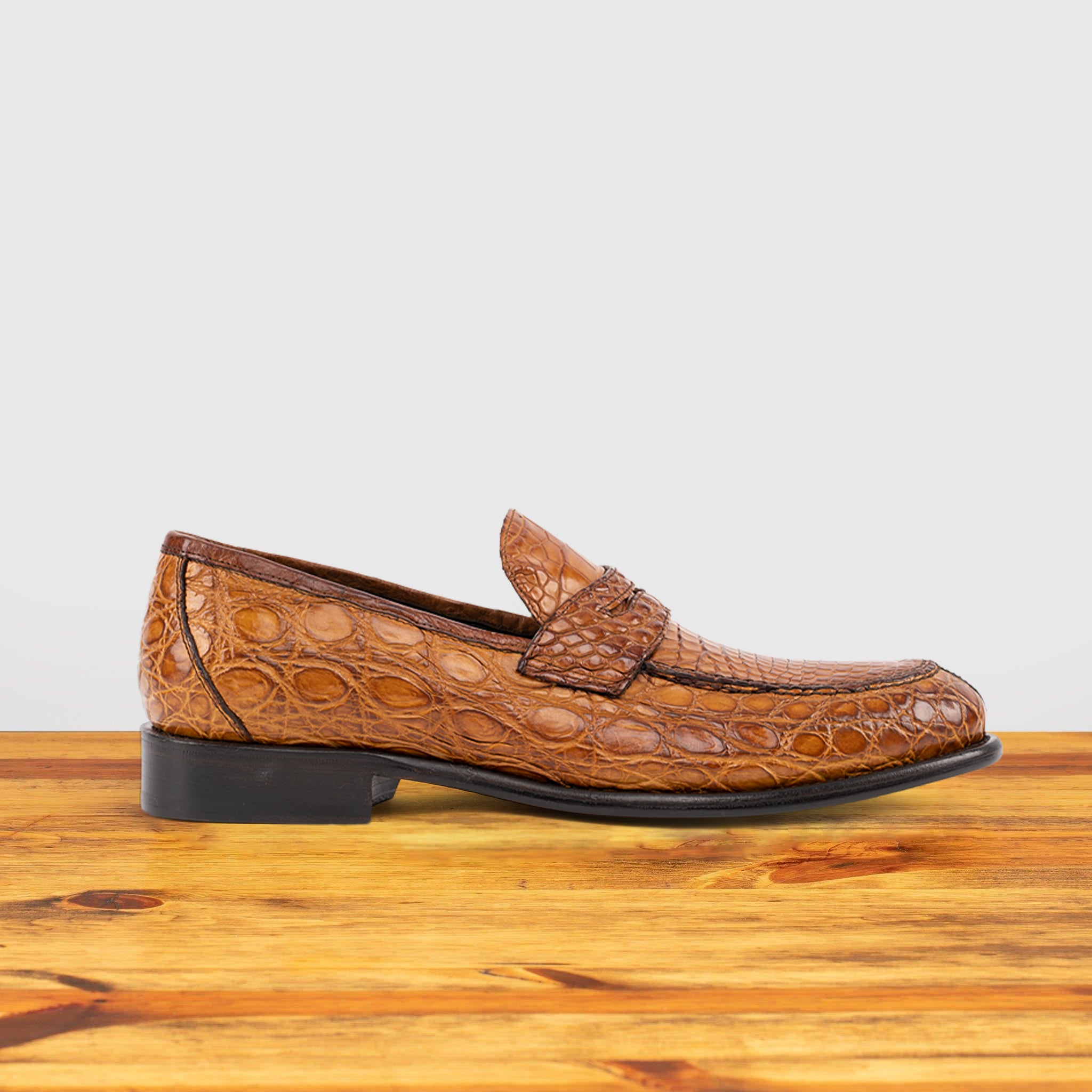 men's dress loafers Izano Calzoleria Toscana Dip-Dyed Men's Nile Crocodile Dress Loafer, Brick / 48 EU