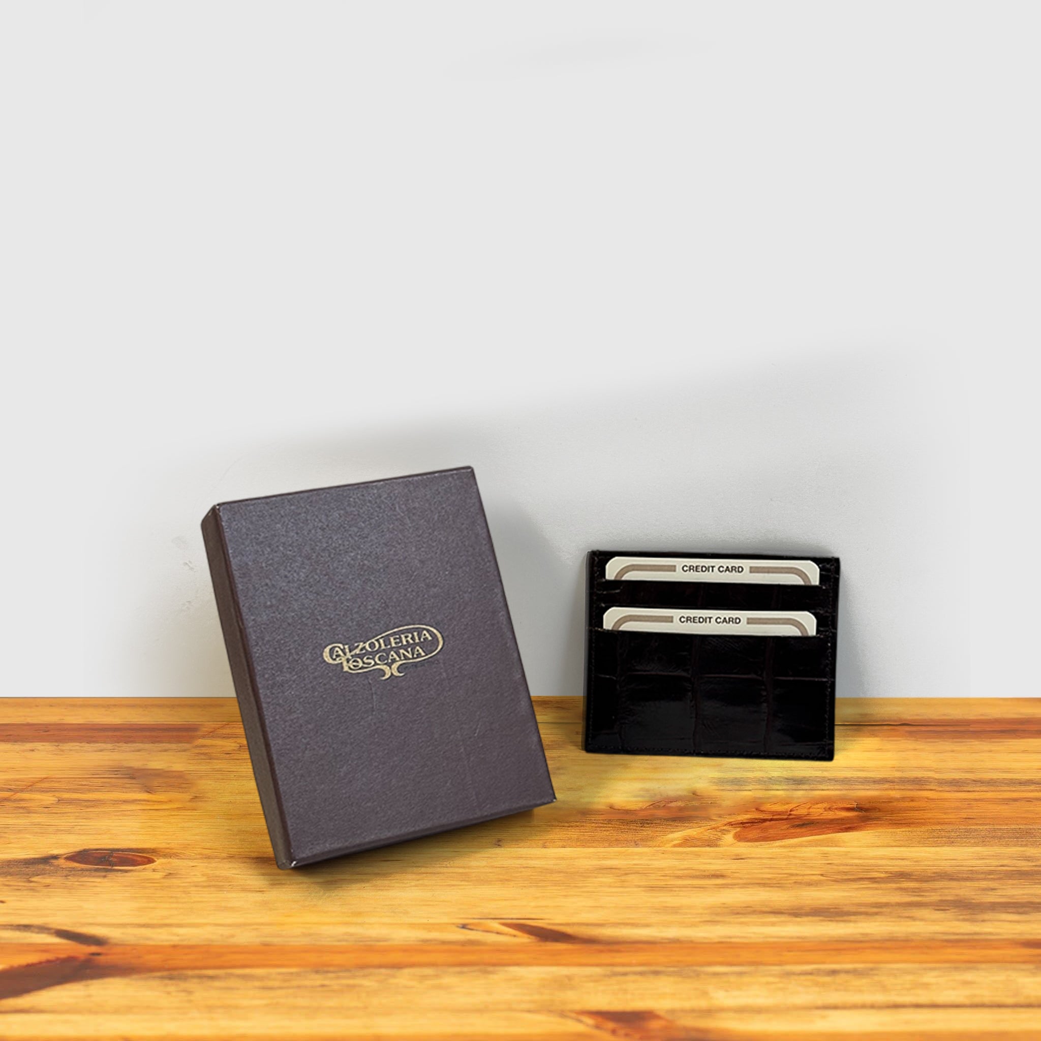 Kang Crocodile Credit Card Holder – Calzoleria Toscana - Toscana USA