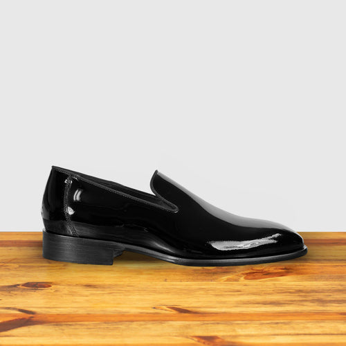 Black / 40 EU - 7 US