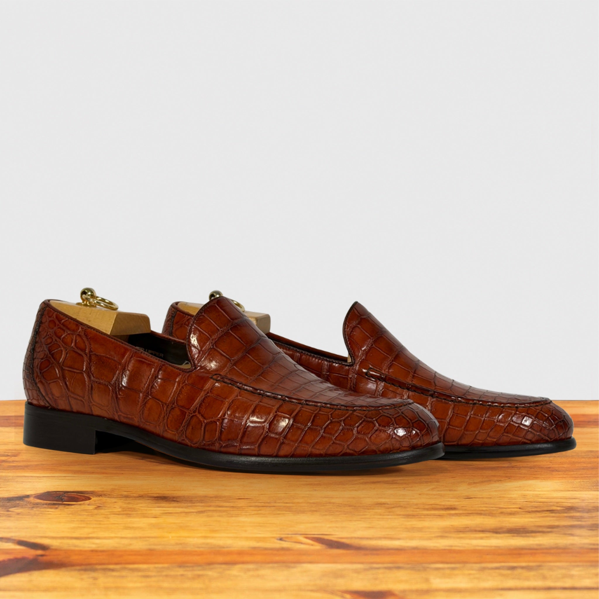 Penta Dip-Dyed Crocodile Wholecut Loafer – Calzoleria Toscana