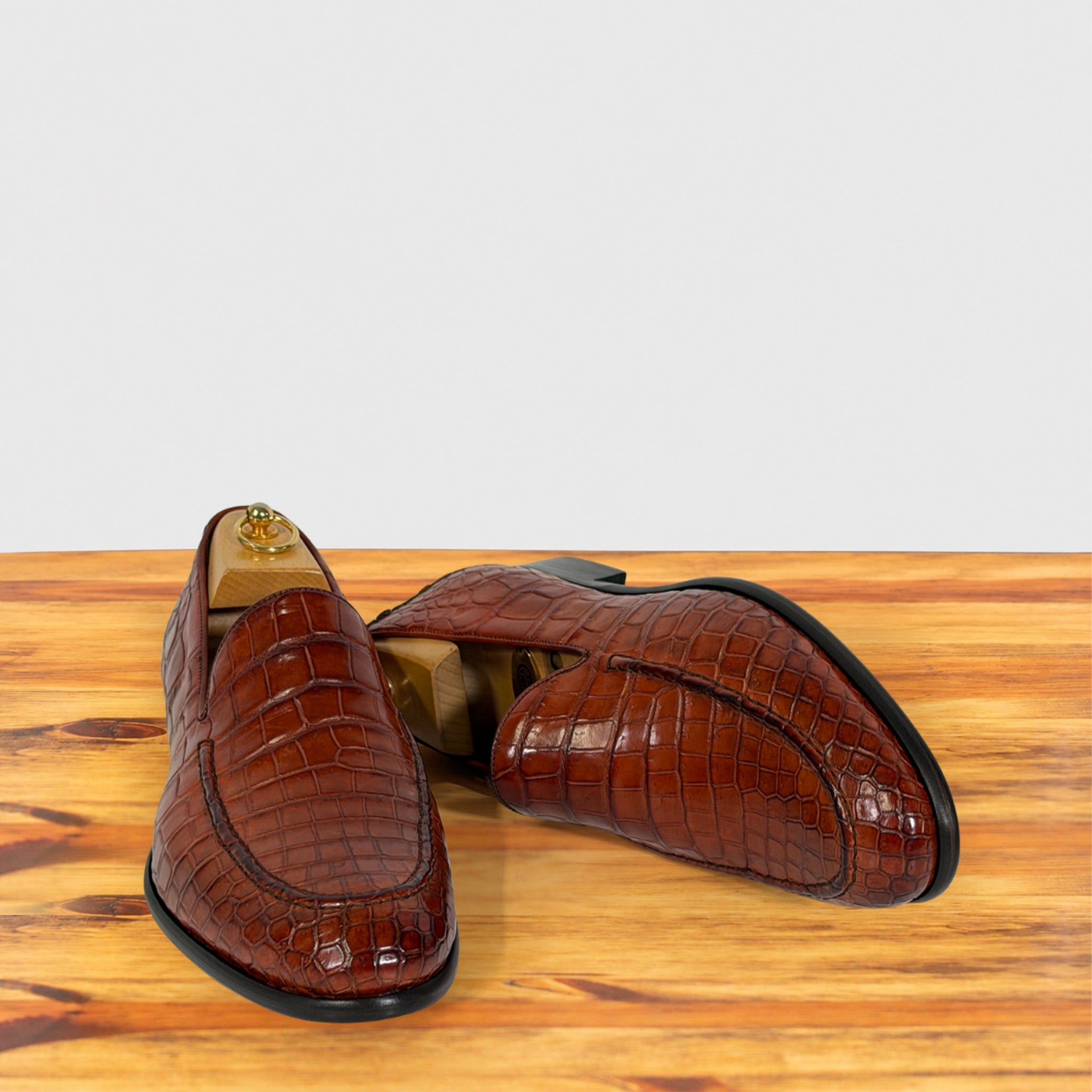 Penta Dip-Dyed Crocodile Wholecut Loafer – Calzoleria Toscana