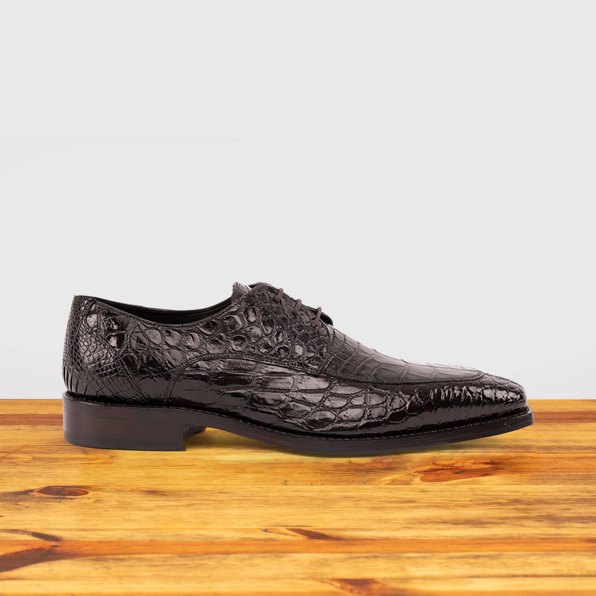 Toscana Zucco Calzoleria Men's Nile Crocodile Lace-Up Brown | 42 EU - 9 US Toscana Zucco Calzoleria Men's Nile Crocodile Lace-Up Brown | 42 EU - 9 US