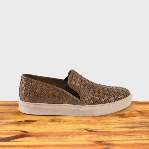 Moor / 40 EU - 7 US / Sneakers