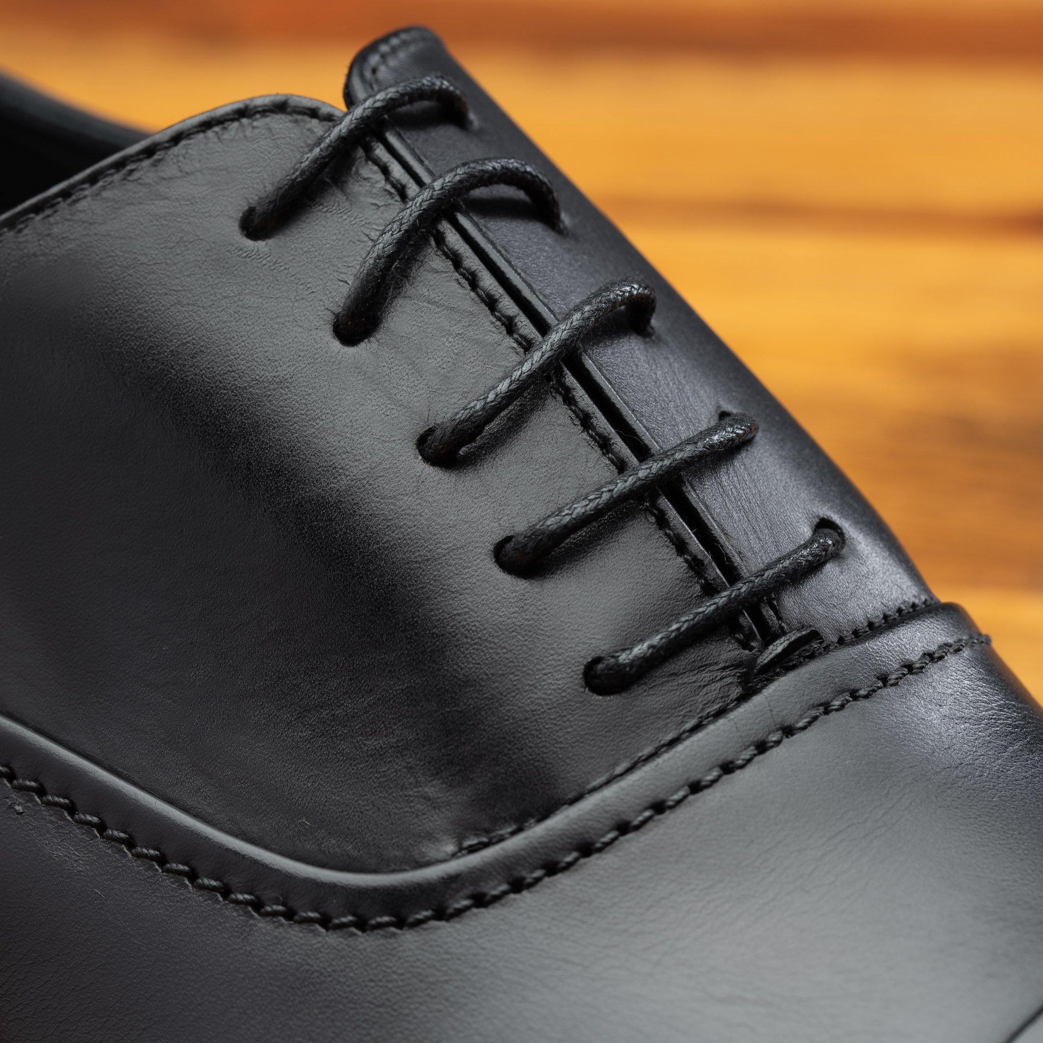 Up close picture of the 5 eyelet of 2361 Calzoleria  Toscana Black Cayenne Calf Cap Toe