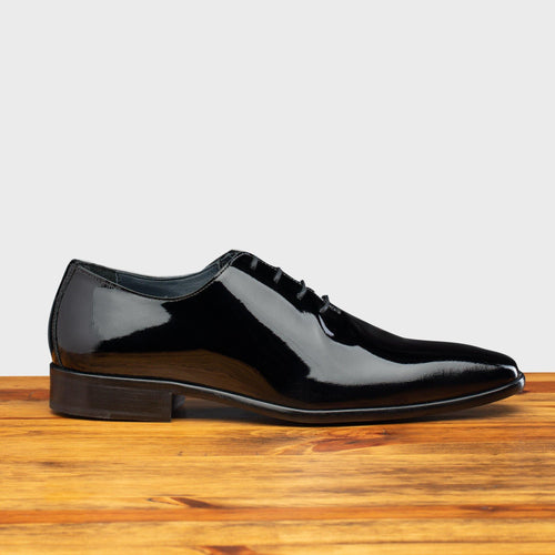 Blue / 40 EU - 7 US / Lace Ups