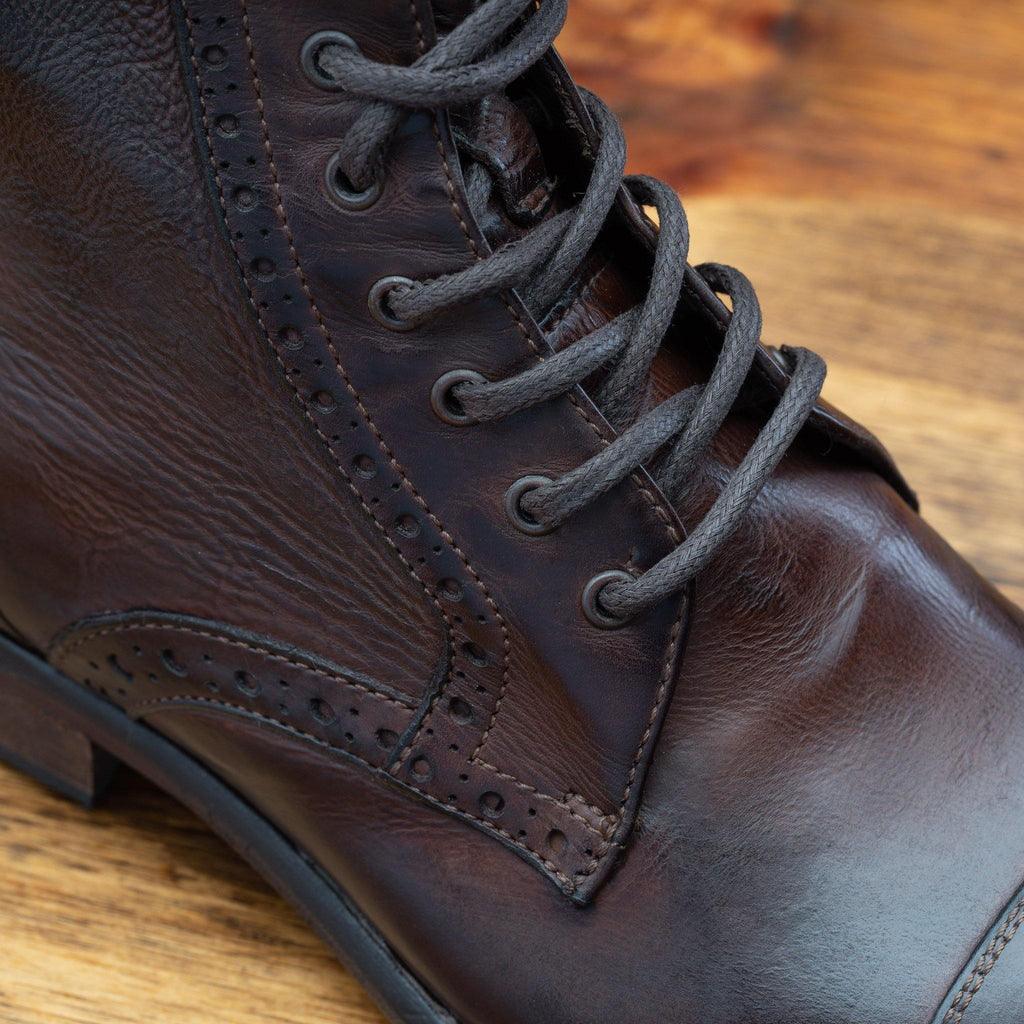 Up close picture of the 6 eyelet of the  7149 Calzoleria Toscana Women's Brown Dip-Dyed Diver Combat Boot