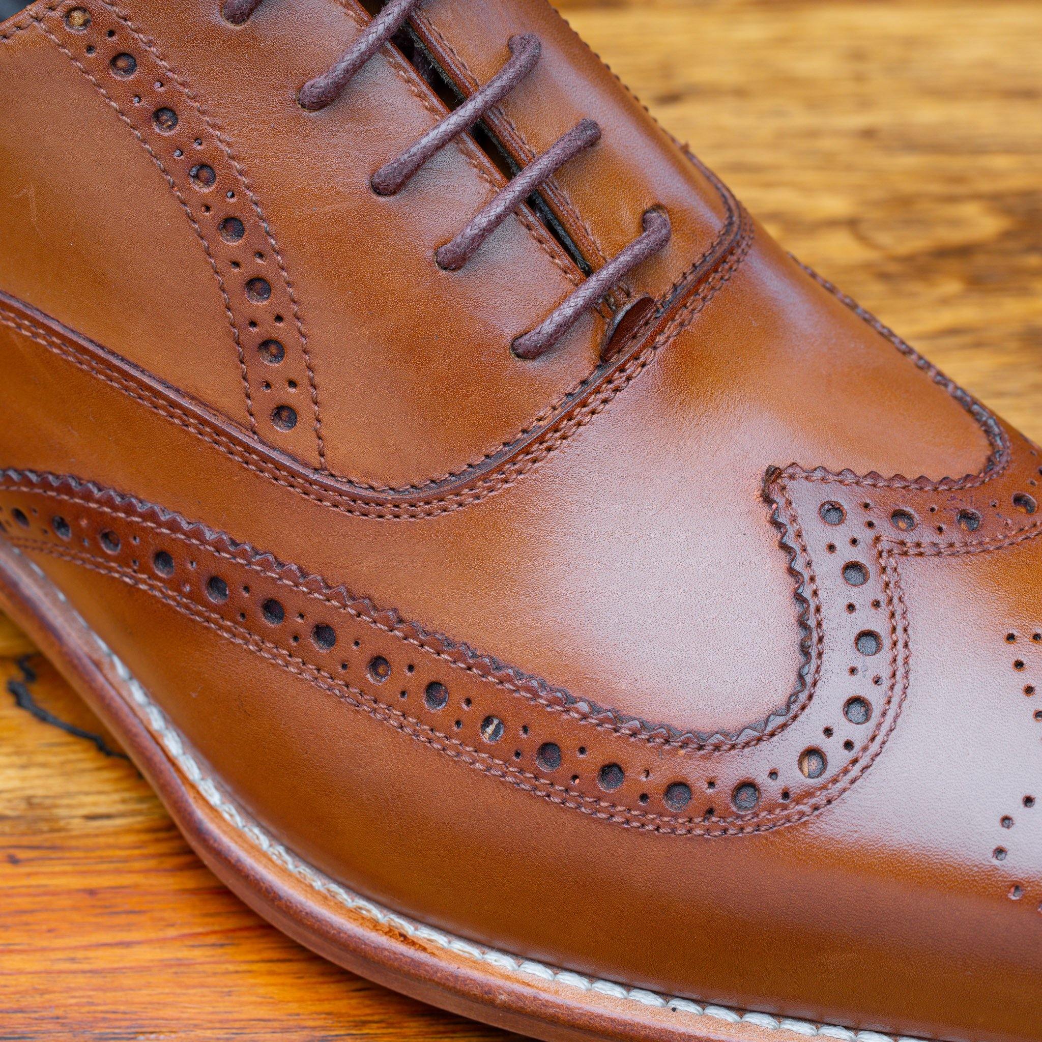 Up close picture of the vamp showing the wingtip detail on H310 Calzoleria Toscana Chester Onice Wingtip Balmoral