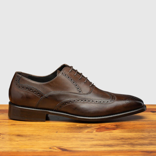 Fondant / 41 EU - 8 US / Lace Ups